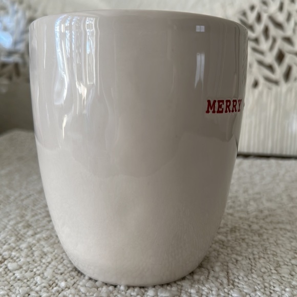 Rae Dunn MERRY CHRISTMAS Coffee Mug Red Interior Holiday - Picture 4 of 7